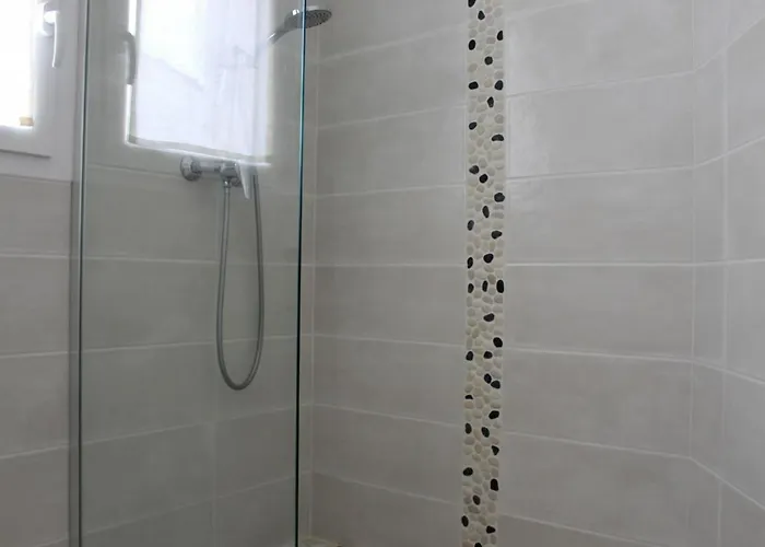 Maison De Village Avec Jardin Clos, 6 Couchages, Saint Denis D'Oleron - Fr-1-246A-53